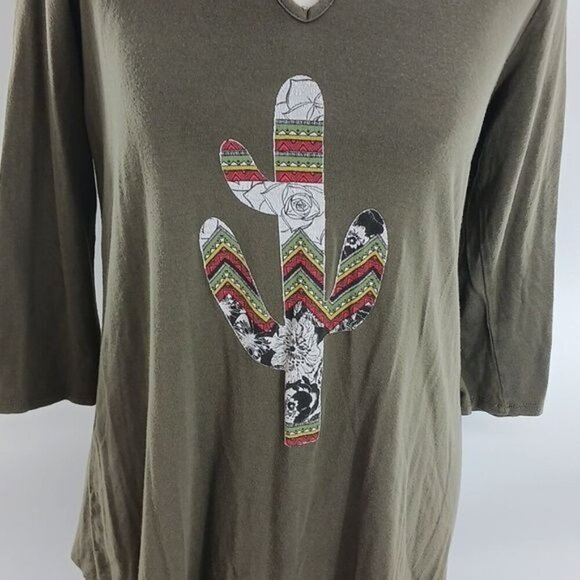 Altar'd State Top Womens Size Small Olive Green Cactus Graphic Keyhole Tunic - Picture 2 of 7